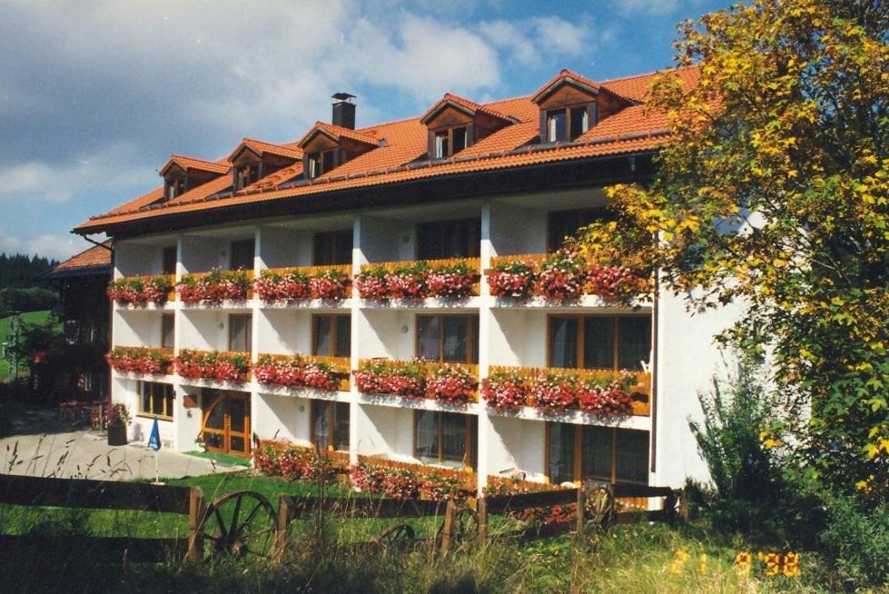 Hotel Pfeiffermuehle Wertach Exterior photo